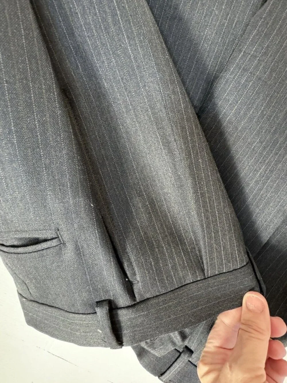 Tommy Hilfiger Mens Gray Pinstripe Wool Suit 43L W37 Colombia Business Office - Picture 9 of 11
